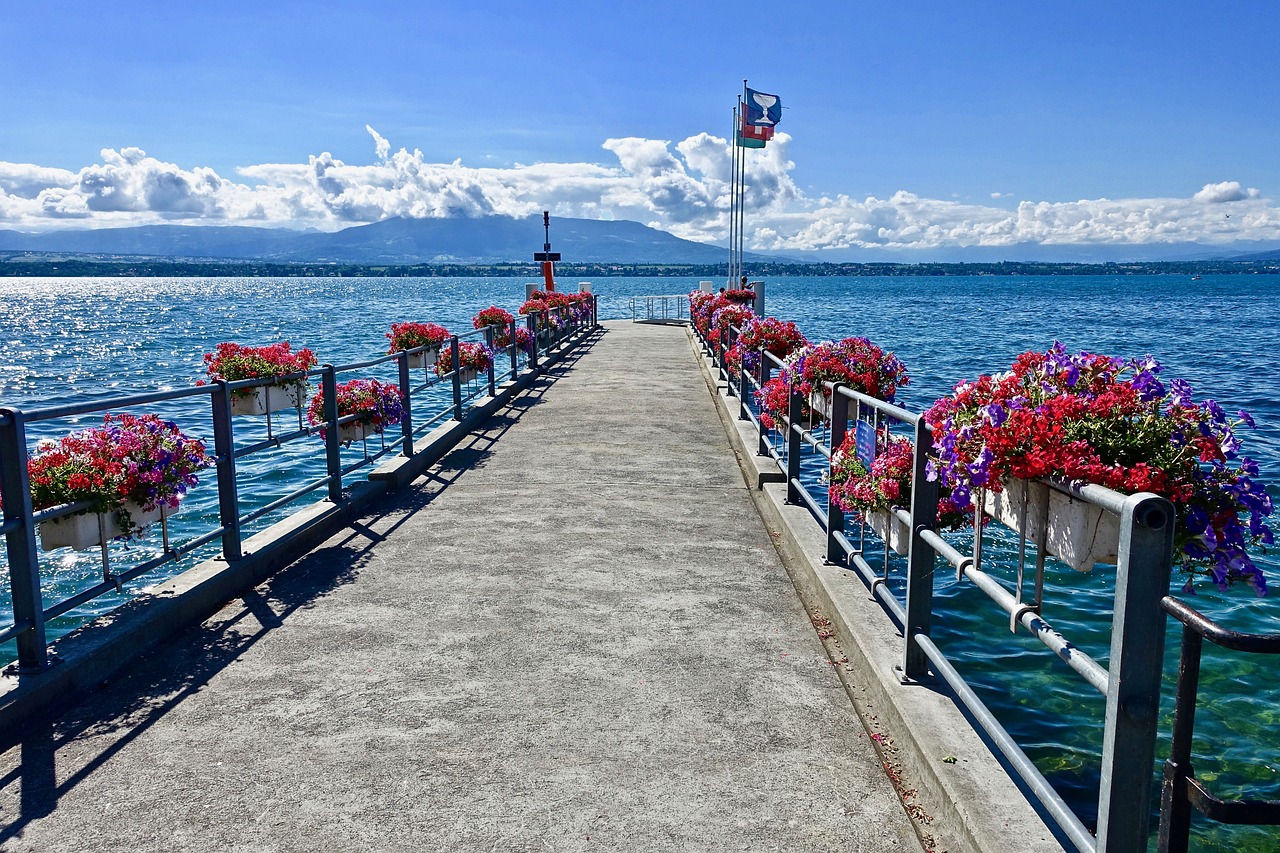 夏天去哪里旅游凉快